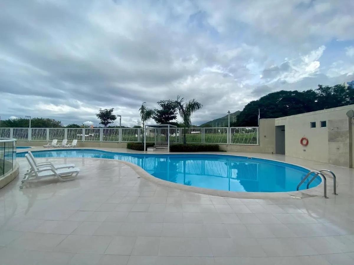Magnífico Apartamento, Sector Irotama Apartamento